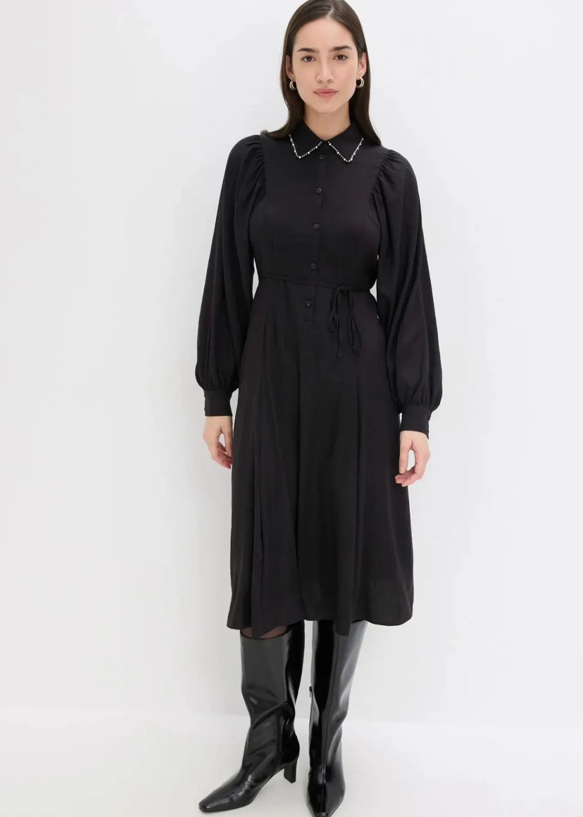 bonprix Bekleidung·Pullover & Strickjacken|Kleider^Midikleid mit Perlen Applikation schwarz
