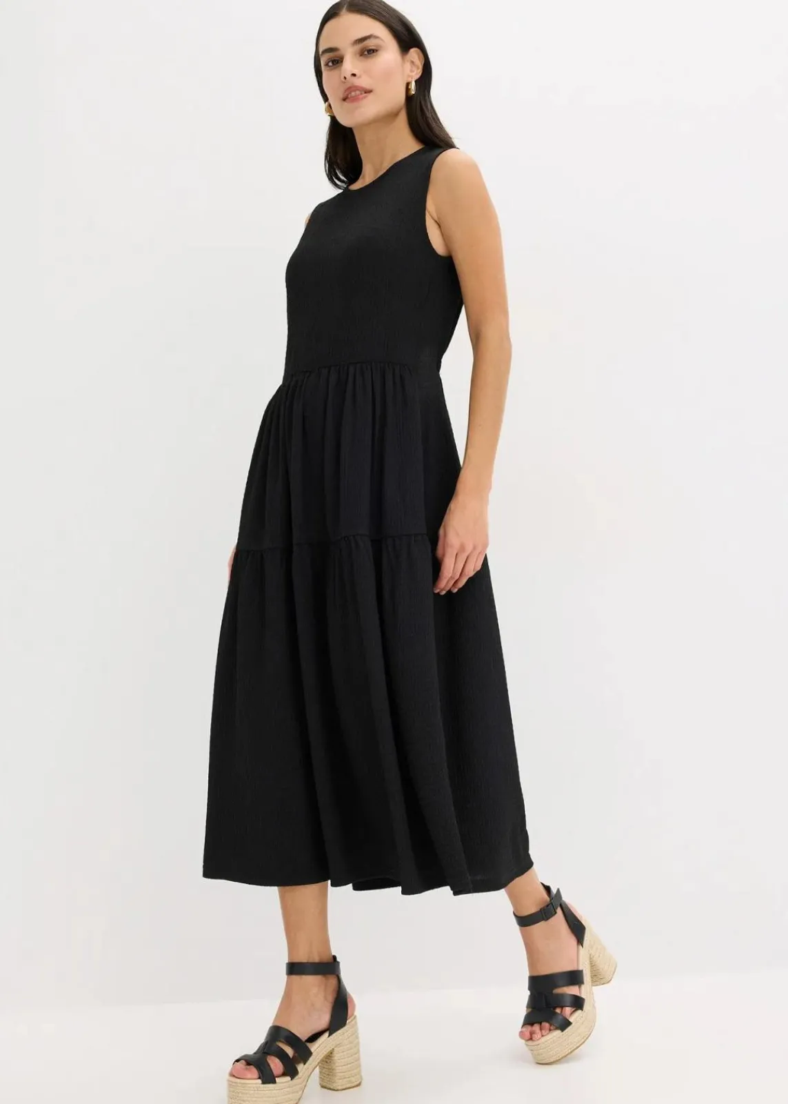 bonprix Bekleidung·Pullover & Strickjacken|Kleider^Midikleid mit Rückenausschnitt schwarz