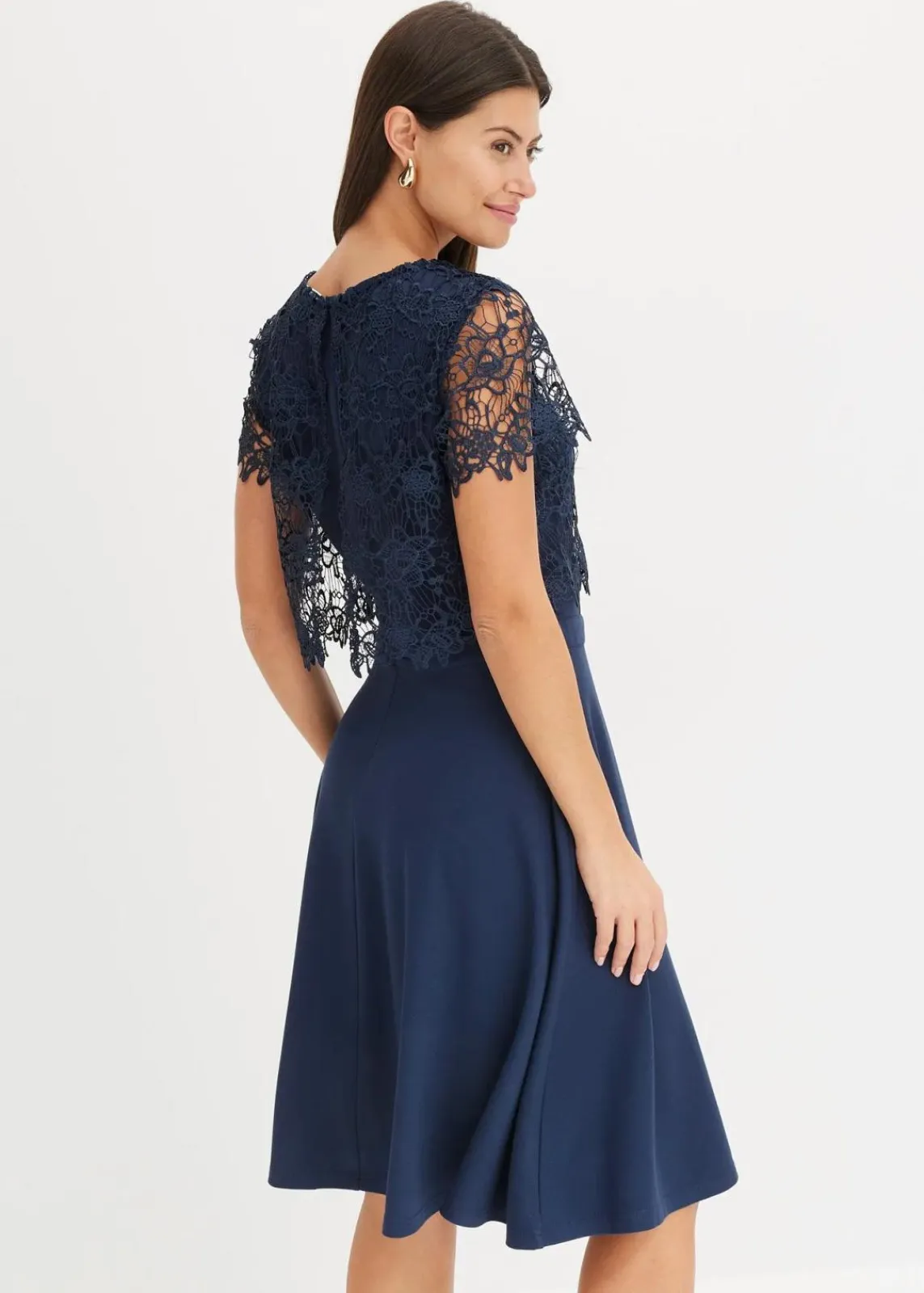 bonprix Festliche Mode|Kleider^Midikleid mit Spitze dunkelblau