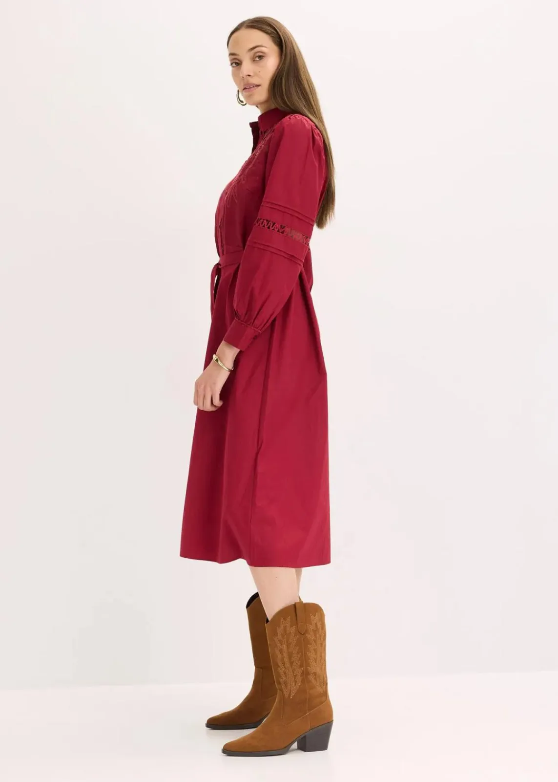 bonprix Kleider^Midikleid mit Spitzeneinsatz aus Baumwolle pflaumenrot