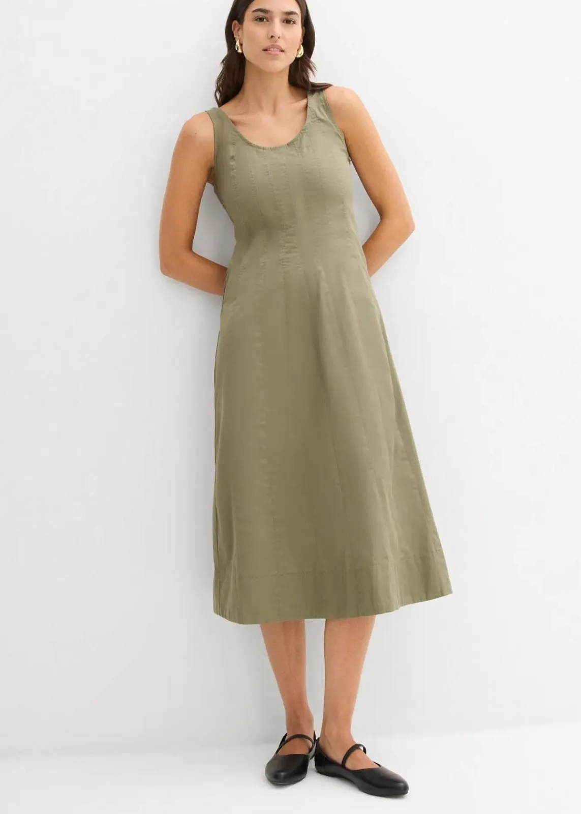 bonprix Bekleidung·Pullover & Strickjacken|Kleider^Midikleid mit vertikalen Nähten oliv