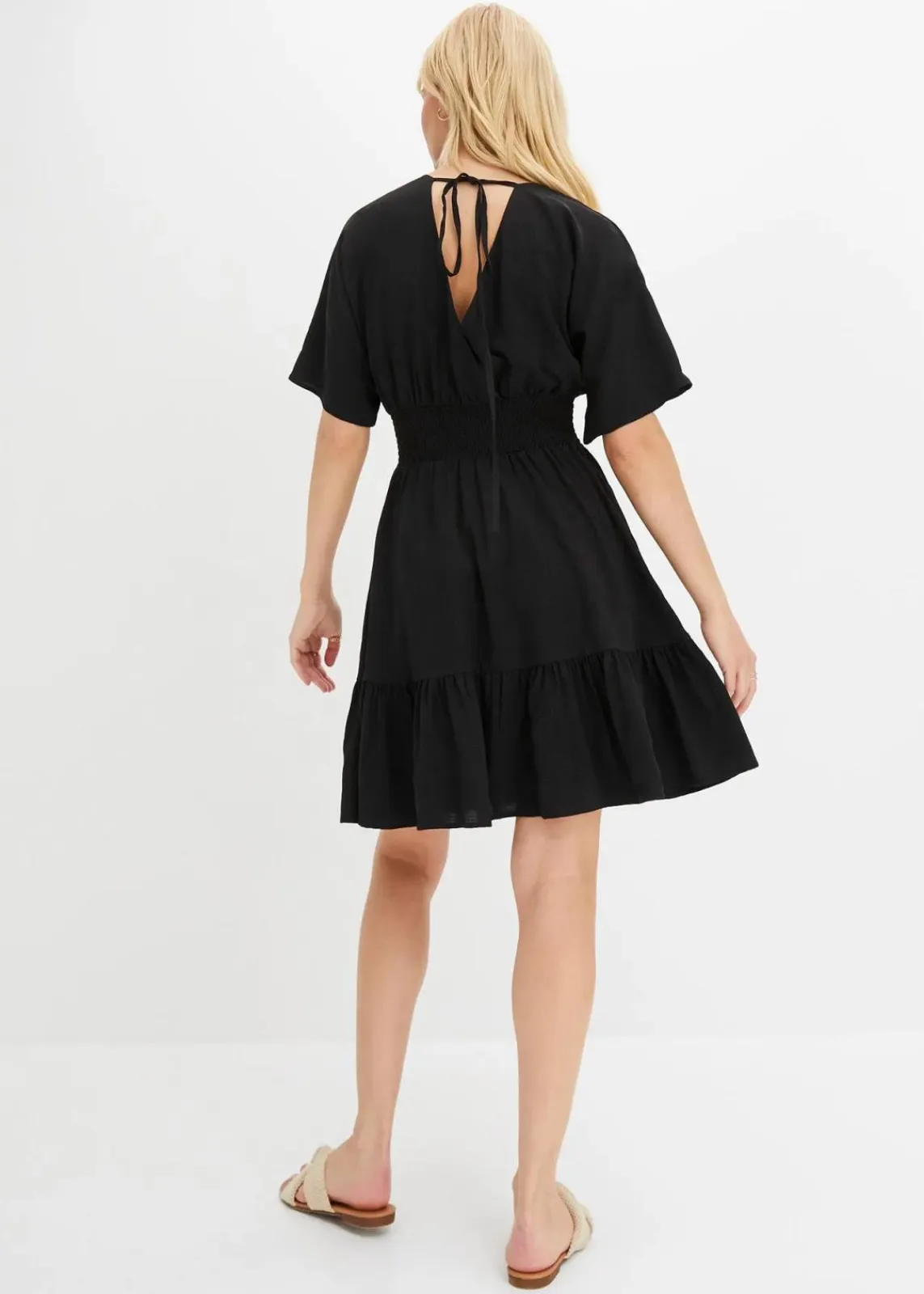 bonprix Nachhaltigere Materialien|Kleider^Minikleid schwarz