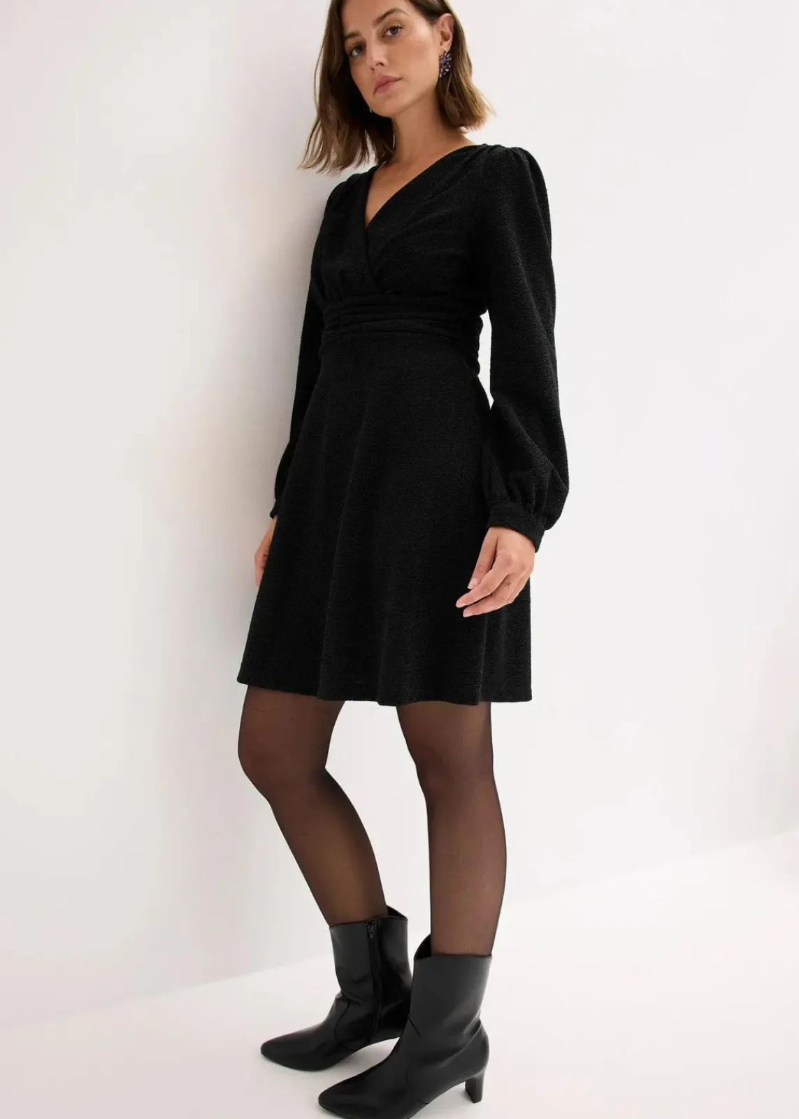 bonprix Bekleidung·Pullover & Strickjacken|Kleider^Minikleid schwarz