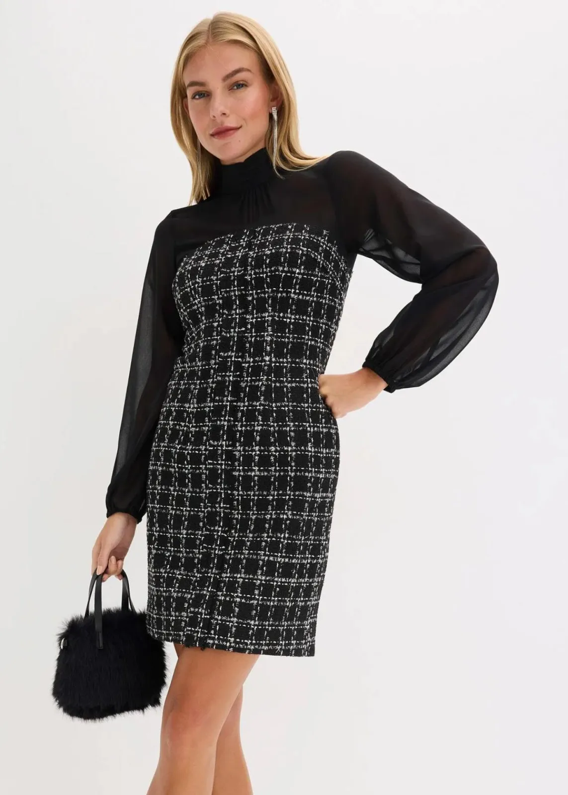 bonprix Bekleidung·Pullover & Strickjacken^Minikleid aus Bouclé mit Chiffon Ärmeln schwarz/weiß kariert