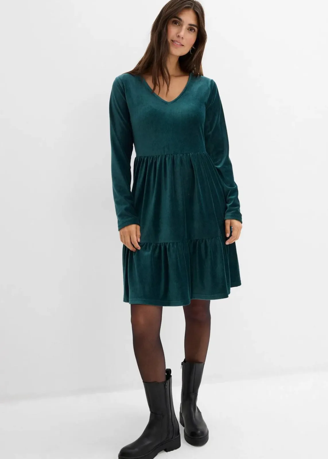 bonprix Kleider|Bekleidung·Pullover & Strickjacken^Minikleid aus elastischen Samt tiefgrün