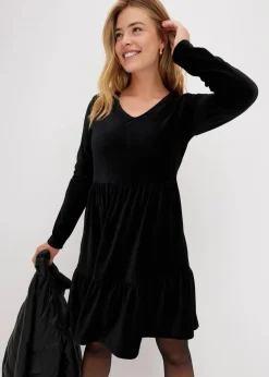 bonprix Kleider|Bekleidung·Pullover & Strickjacken^Minikleid aus elastischen Samt schwarz