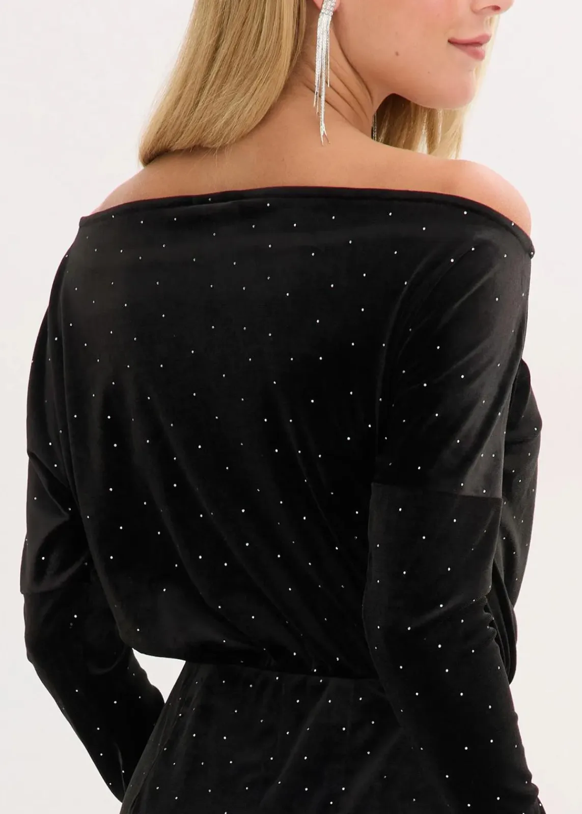 bonprix Kleider|Bekleidung·Pullover & Strickjacken^Minikleid aus fließendem Samt und Glitzer schwarz