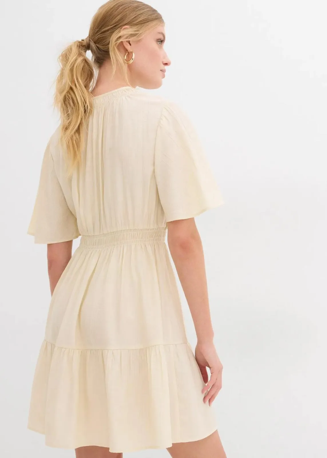 bonprix Kleider|Bekleidung·Pullover & Strickjacken^Minikleid aus fließendem Viskose-Mix natur