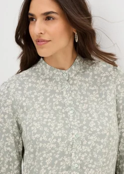 bonprix Bekleidung·Pullover & Strickjacken|Kleider^Minikleid aus fließender Viskose rauchgrün/wollweiß