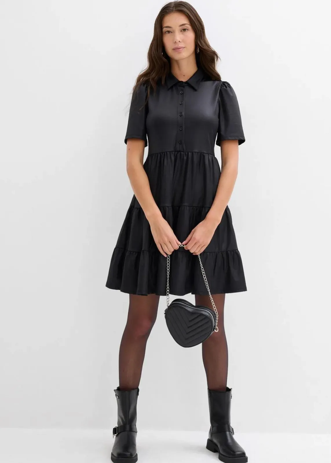 bonprix Bekleidung·Pullover & Strickjacken|Kleider^Minikleid aus glänzendem Material schwarz