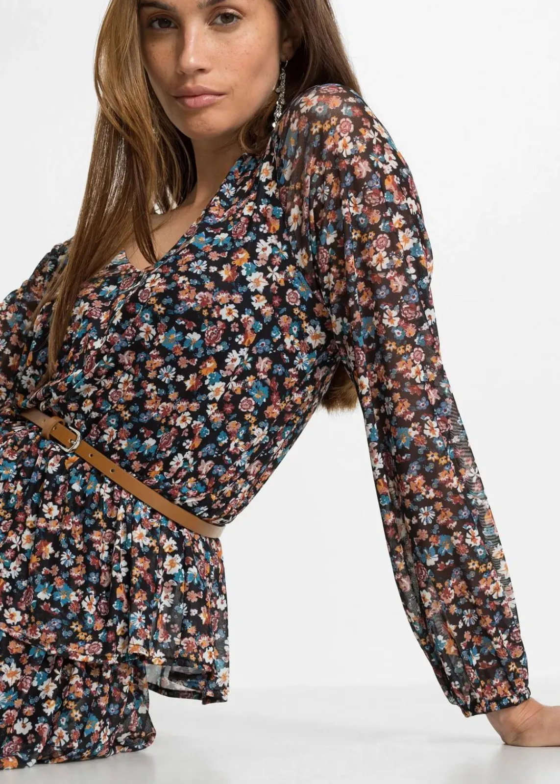 bonprix Bekleidung·Pullover & Strickjacken|Kleider^Minikleid aus Mesh schwarz geblümt