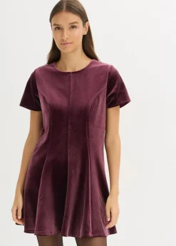bonprix Kleider|Bekleidung·Pullover & Strickjacken^Minikleid aus softem Samt weinrot