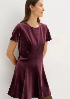 bonprix Kleider|Bekleidung·Pullover & Strickjacken^Minikleid aus softem Samt weinrot