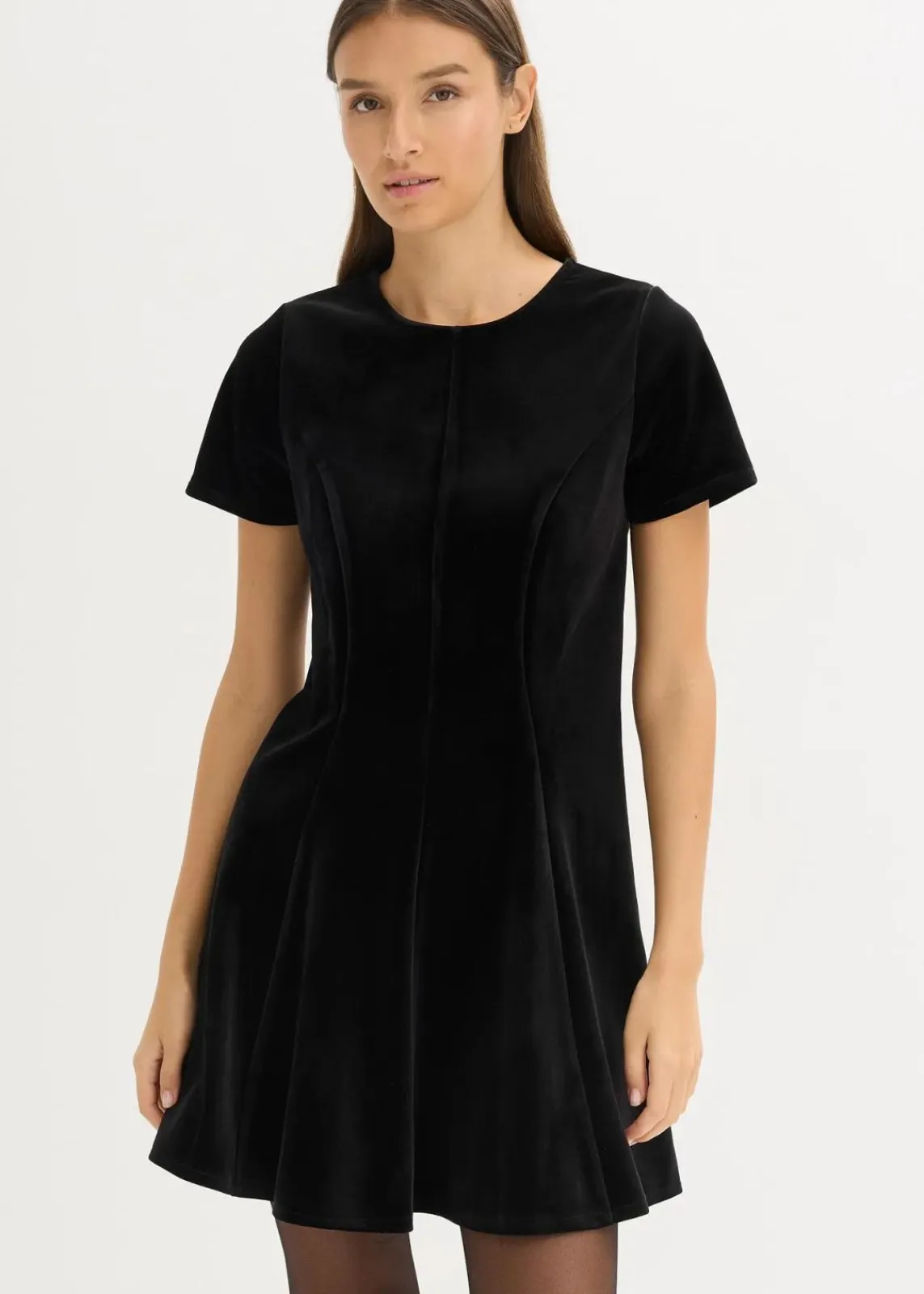 bonprix Bekleidung·Pullover & Strickjacken|Kleider^Minikleid aus softem Samt schwarz
