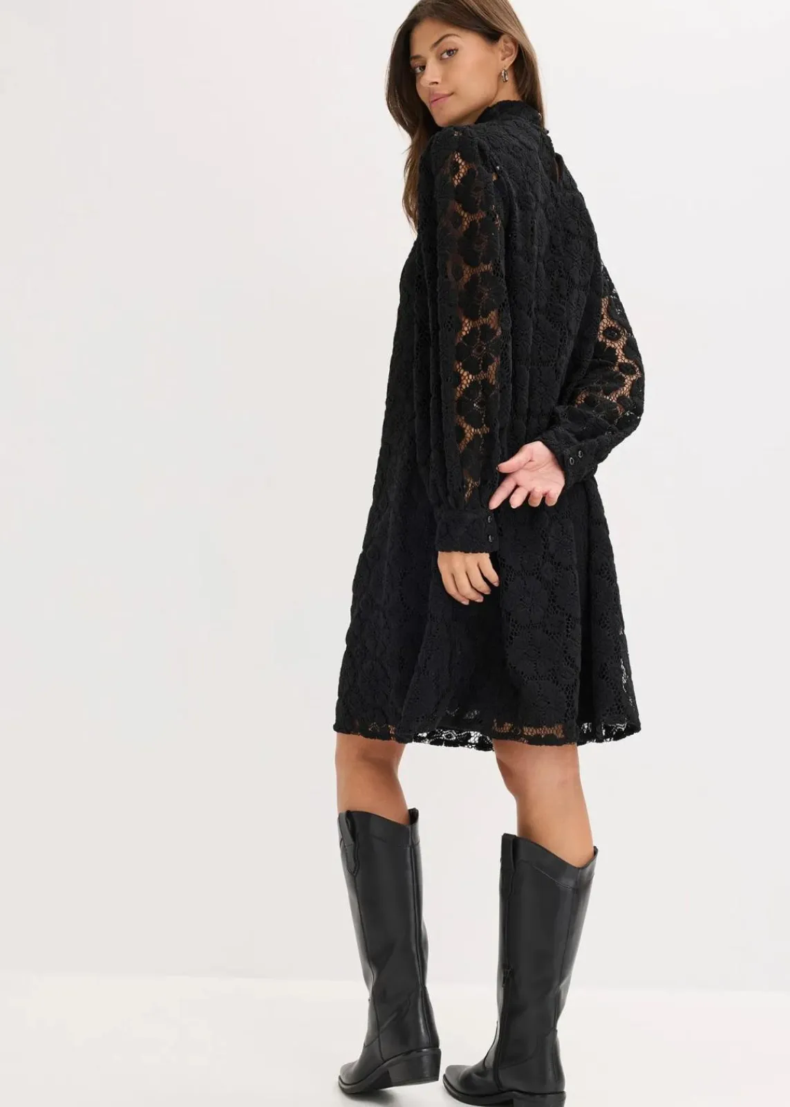 bonprix Bekleidung·Pullover & Strickjacken|Kleider^Minikleid aus Spitze schwarz