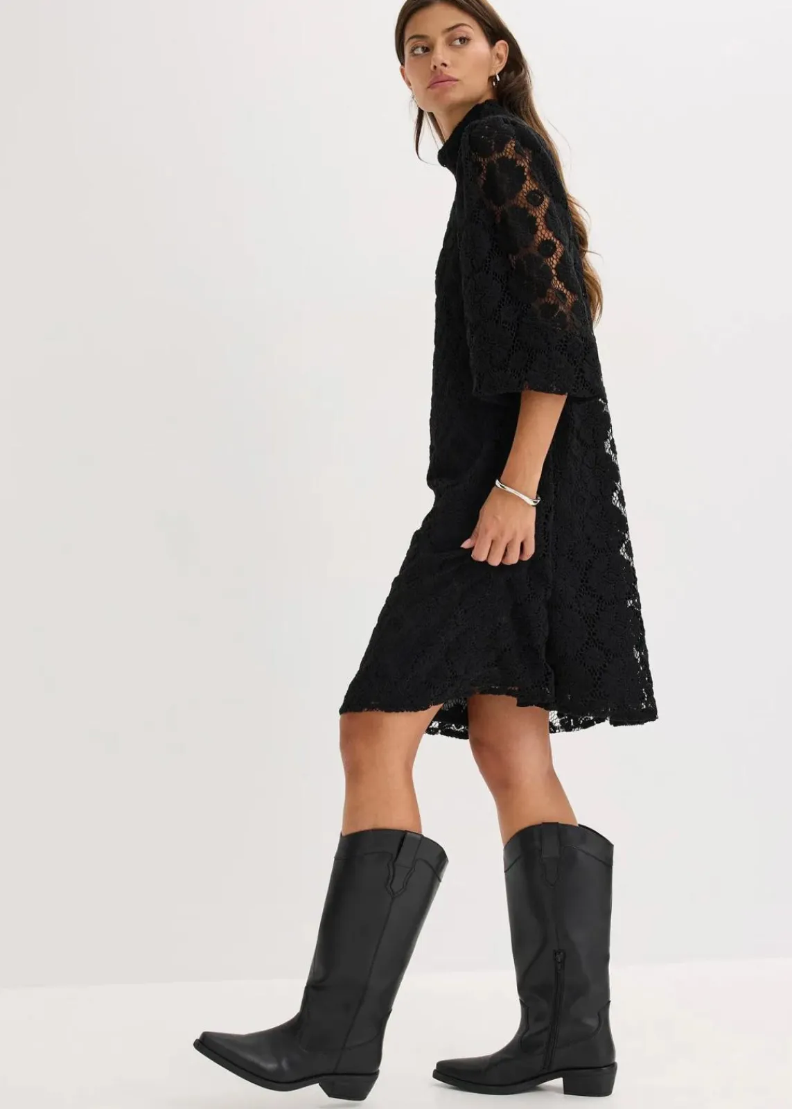 bonprix Bekleidung·Pullover & Strickjacken|Kleider^Minikleid aus Spitze schwarz