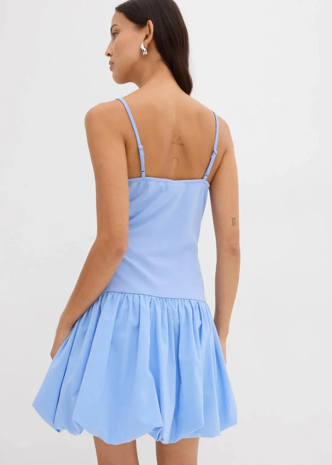 bonprix Kleider^Minikleid mit Ballonrock perlblau