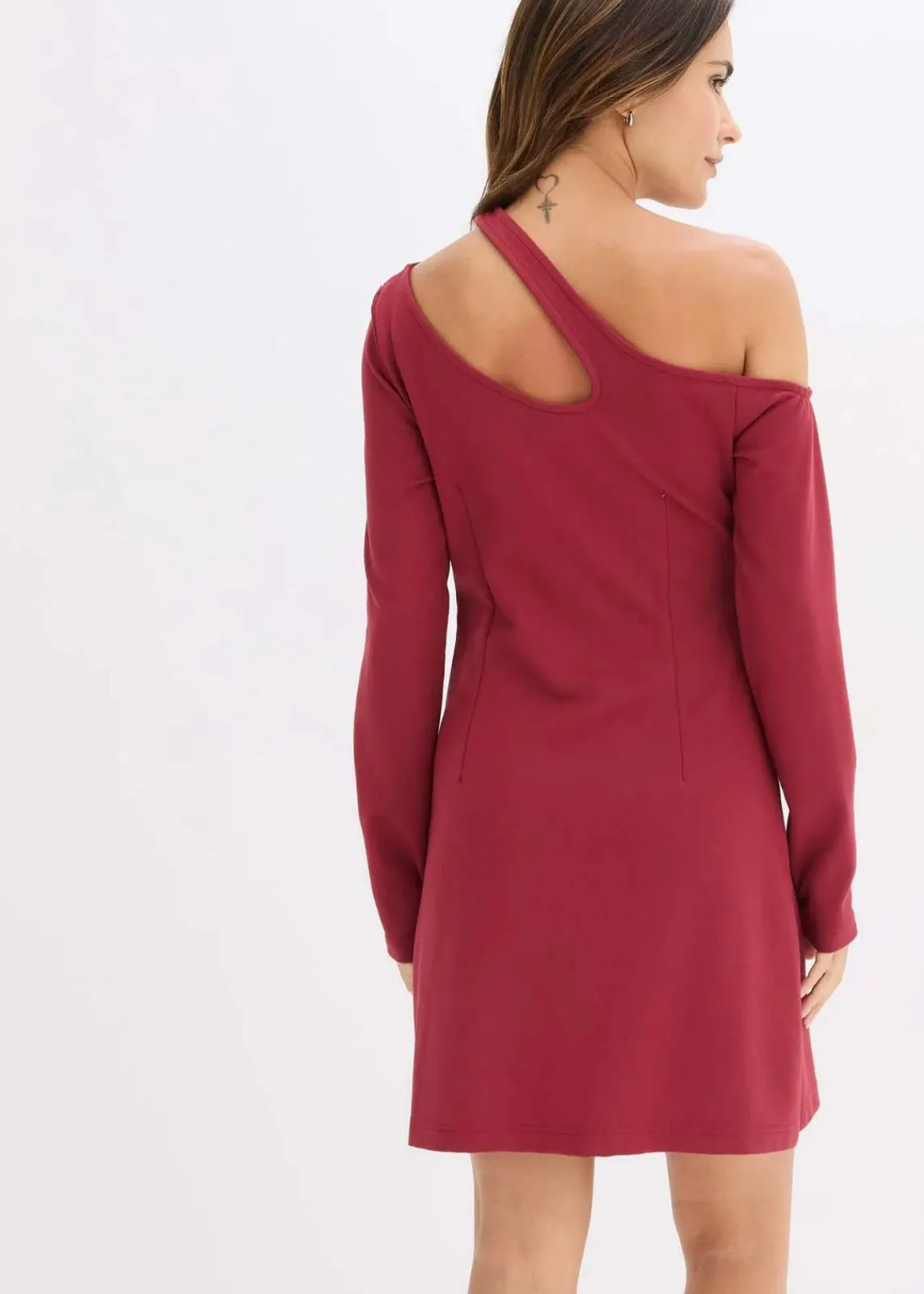 bonprix Kleider|Bekleidung·Pullover & Strickjacken^Minikleid mit Cut-Outs pflaumenrot