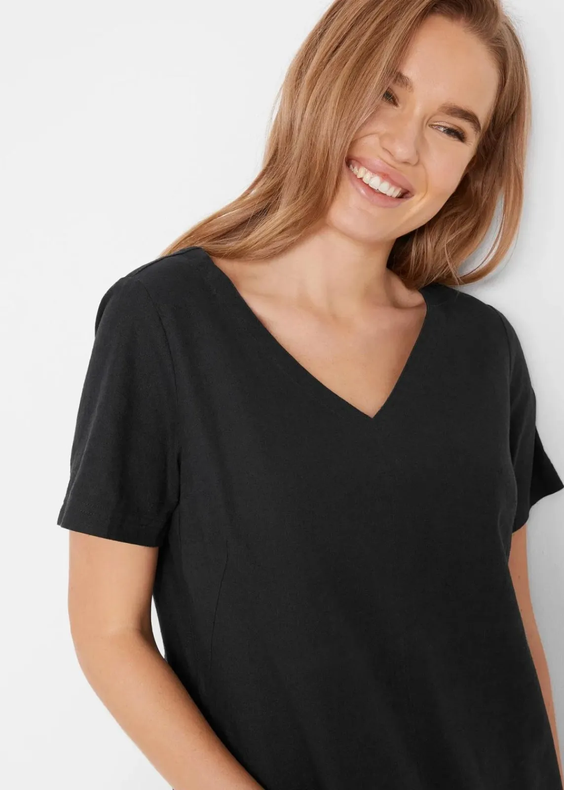 bonprix Nachhaltigere Materialien|Kleider^Minikleid mit Leinen schwarz