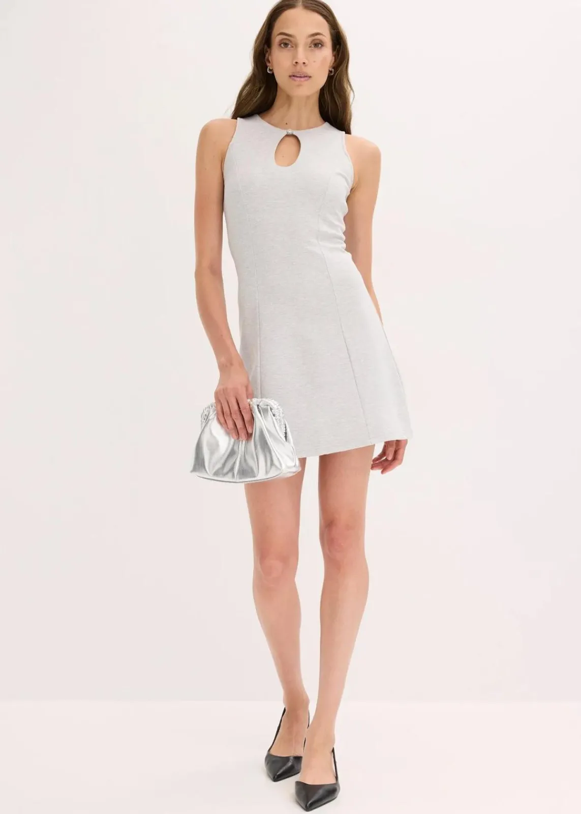 bonprix Kleider^Minikleid mit Schmuck-Knopf hellgrau meliert meliert