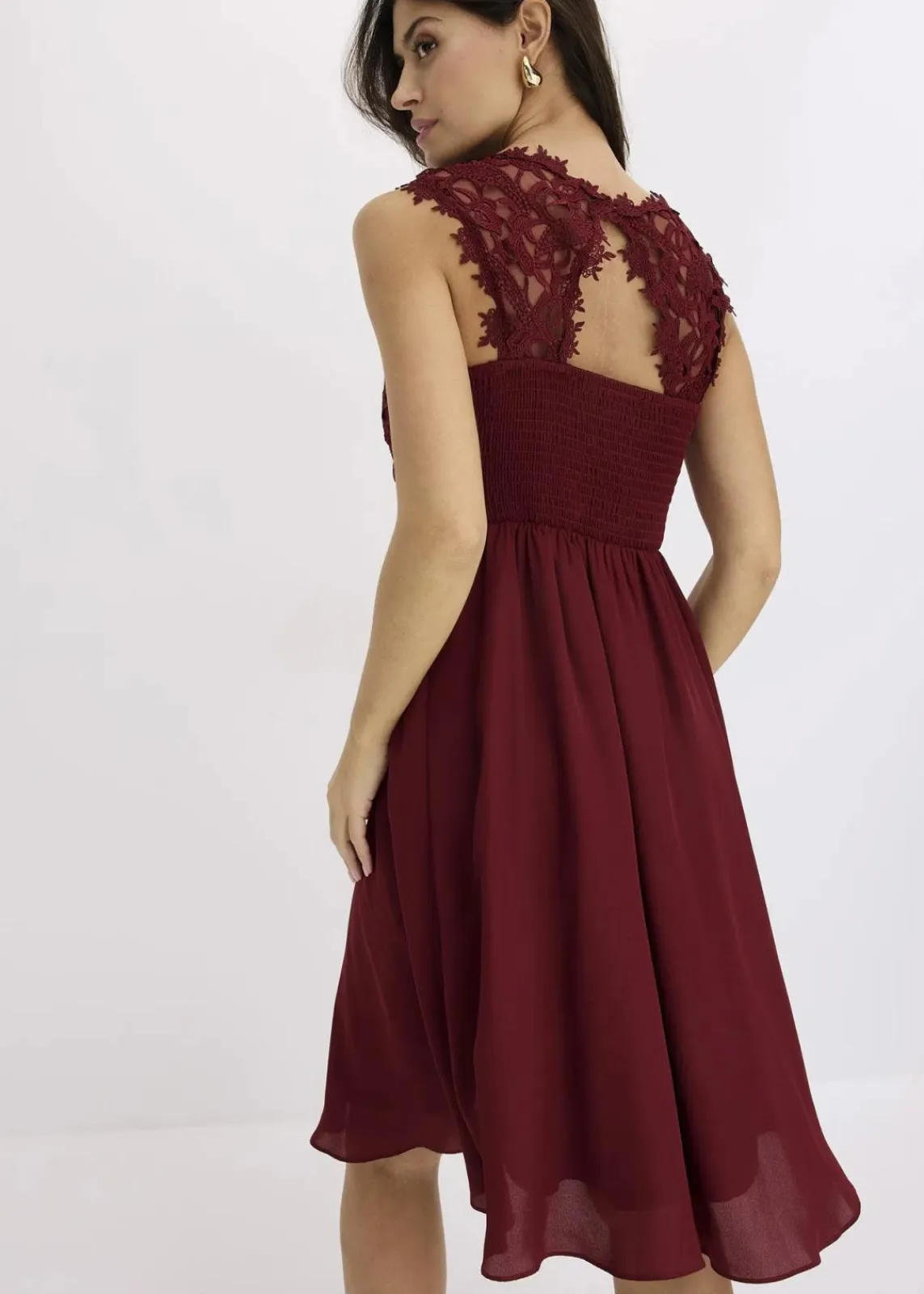 bonprix Kleider|Festliche Mode^Minikleid mit Spitze rubinrot