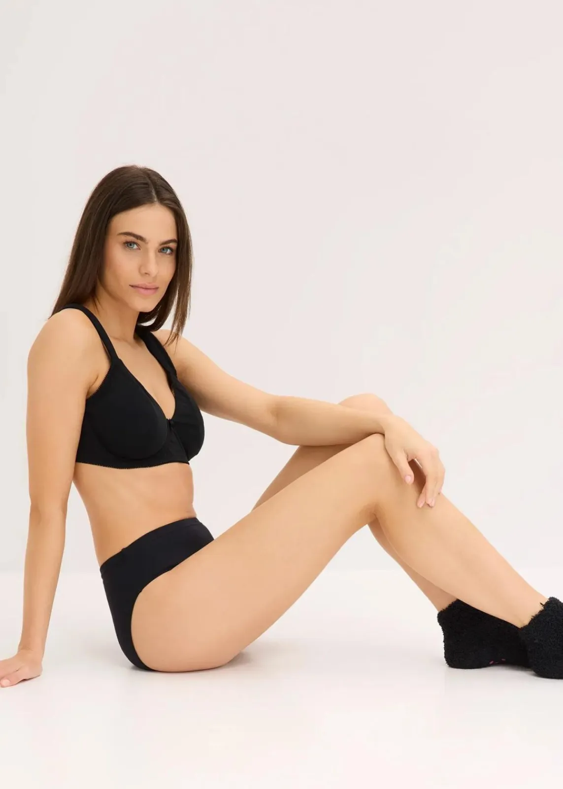 bonprix Wäsche·Basics|Wäsche·Baumwollunterwäsche^Minimizer T-Shirt BH mit Bügel mit Bio-Baumwolle (2er Pack) schwarz + weiß