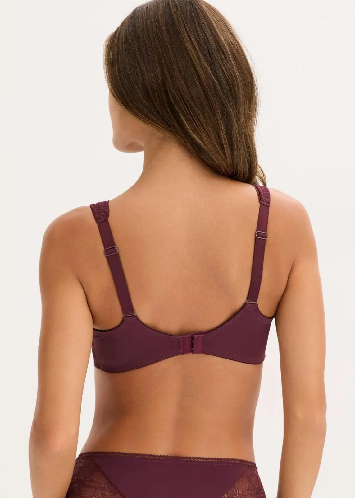 bonprix Wäsche·Dessous|Wäsche·Große Cups D-H^Minimizer-BH mit gepolsterten Trägern weinrot