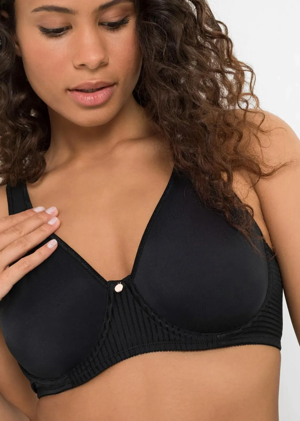 bonprix Große Cups D-H|Bhs^Minimizer-BH mit gepolsterten Trägern schwarz