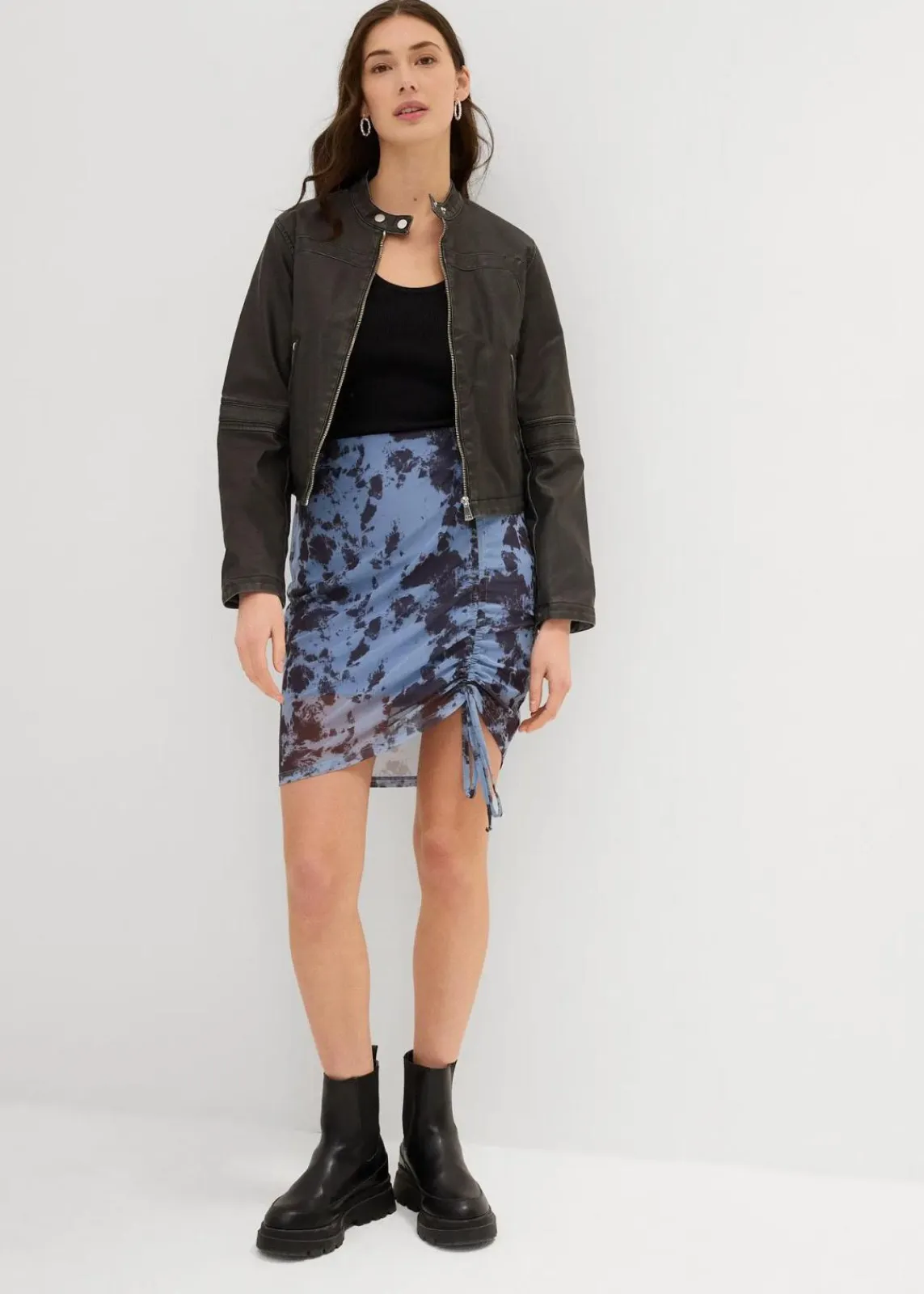 bonprix Bekleidung·Sportbekleidung|Röcke^Minirock aus Mesh blau batik bedruckt