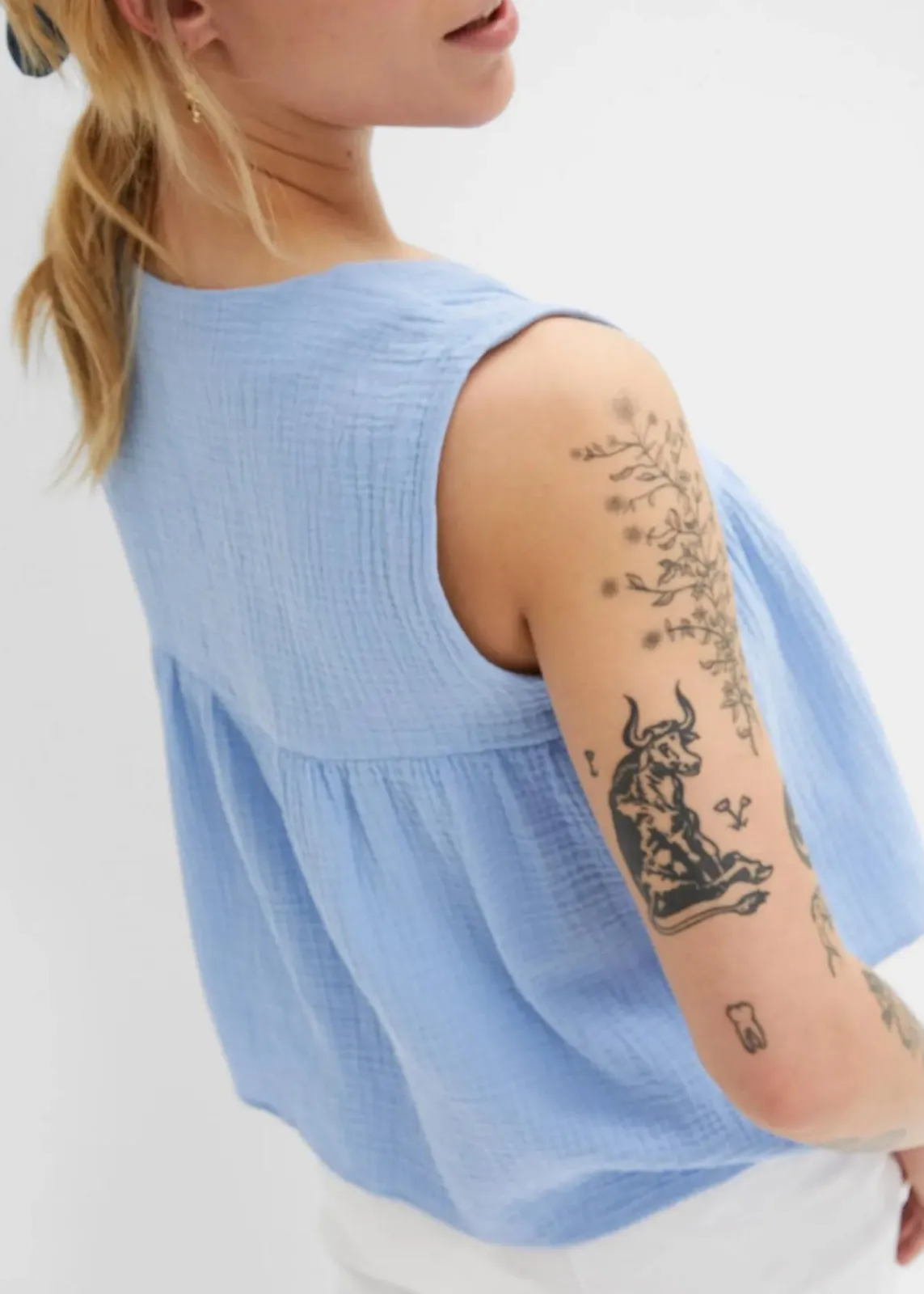 bonprix Bekleidung·Jacken & Mäntel|Blusen & Tuniken^Musselin-Blusentop perlblau