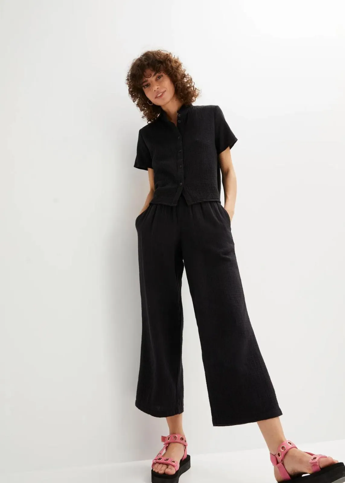bonprix Bekleidung·Kleider|Hosen^Musselin-Culotte aus Baumwolle schwarz
