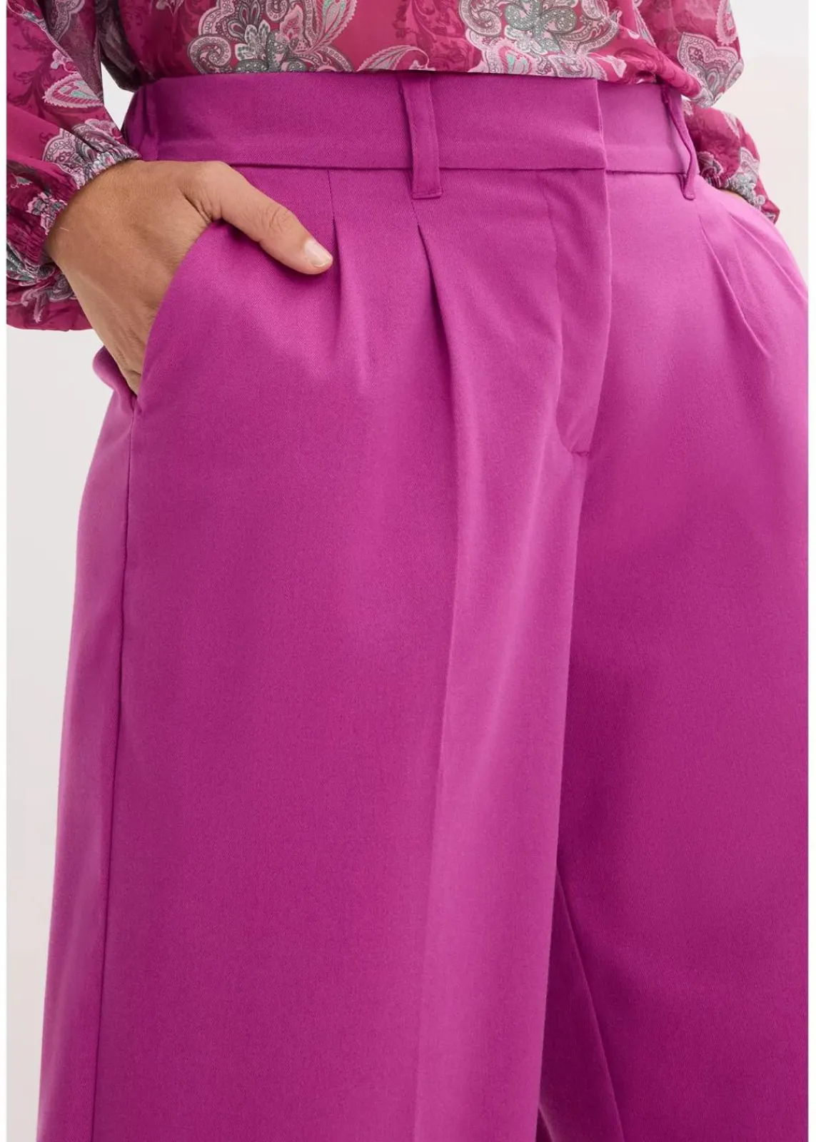 bonprix Bekleidung·Kleider|Hosen^Nadelstreifen Marlenehose dunkelfuchsia