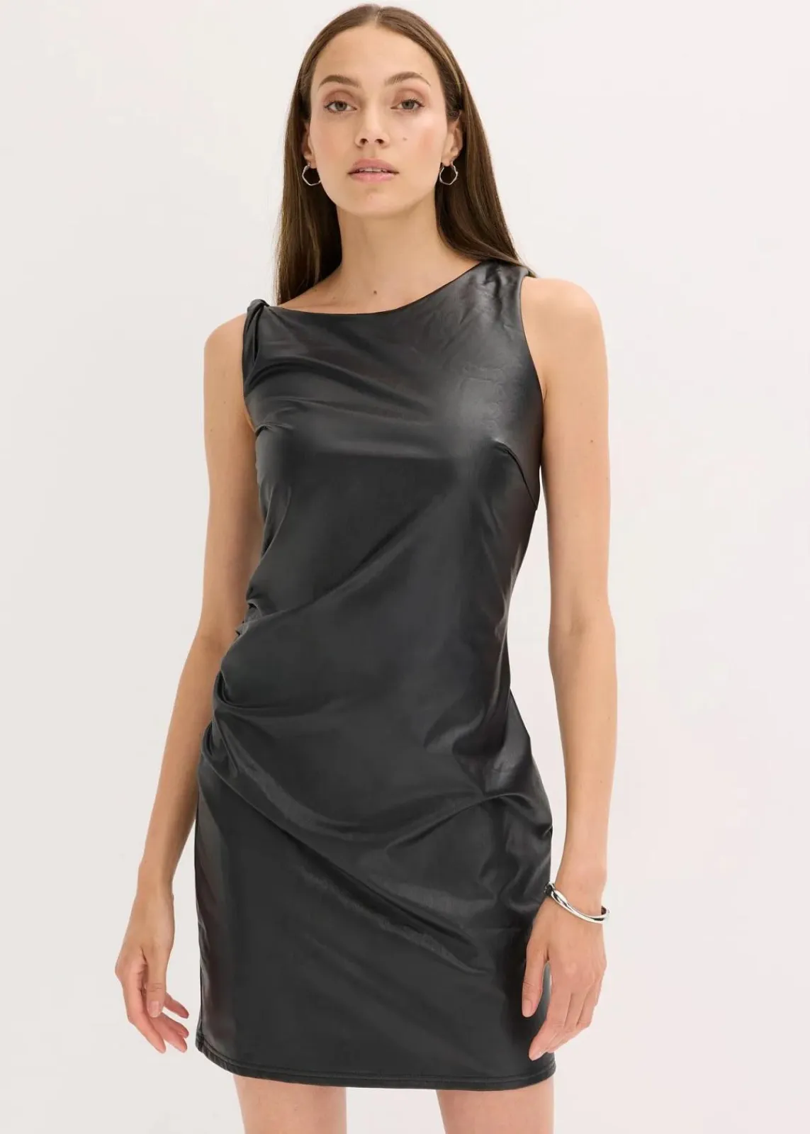 bonprix Kleider^Offshoulder Minikleid in Lederimitat schwarz