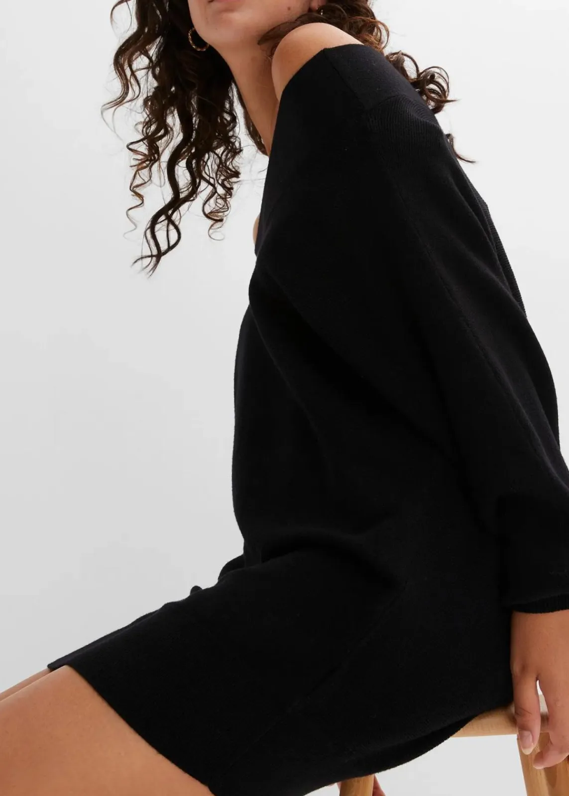 bonprix Bekleidung·Jeans|Nachhaltigere Materialien^Off-Shoulder-Pullover aus Viskose-Mix schwarz
