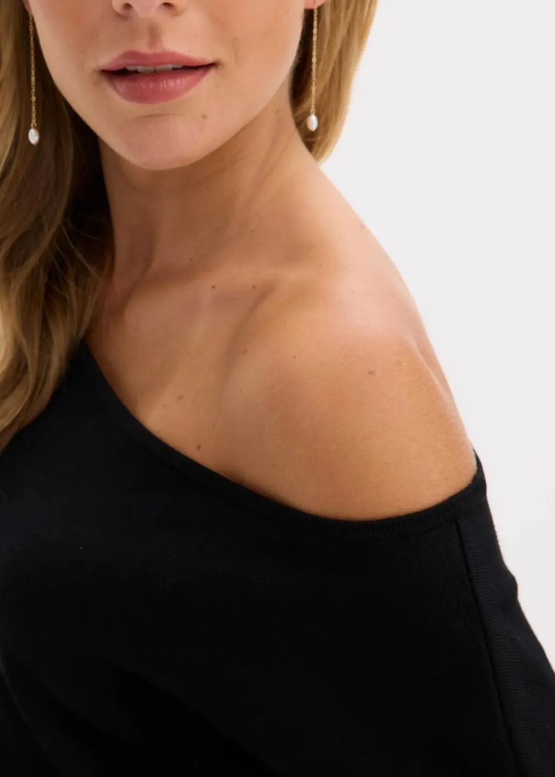 bonprix Bekleidung·Umstandsmode|Bekleidung·Pullover & Strickjacken^One-Shoulder-Strickkleid schwarz