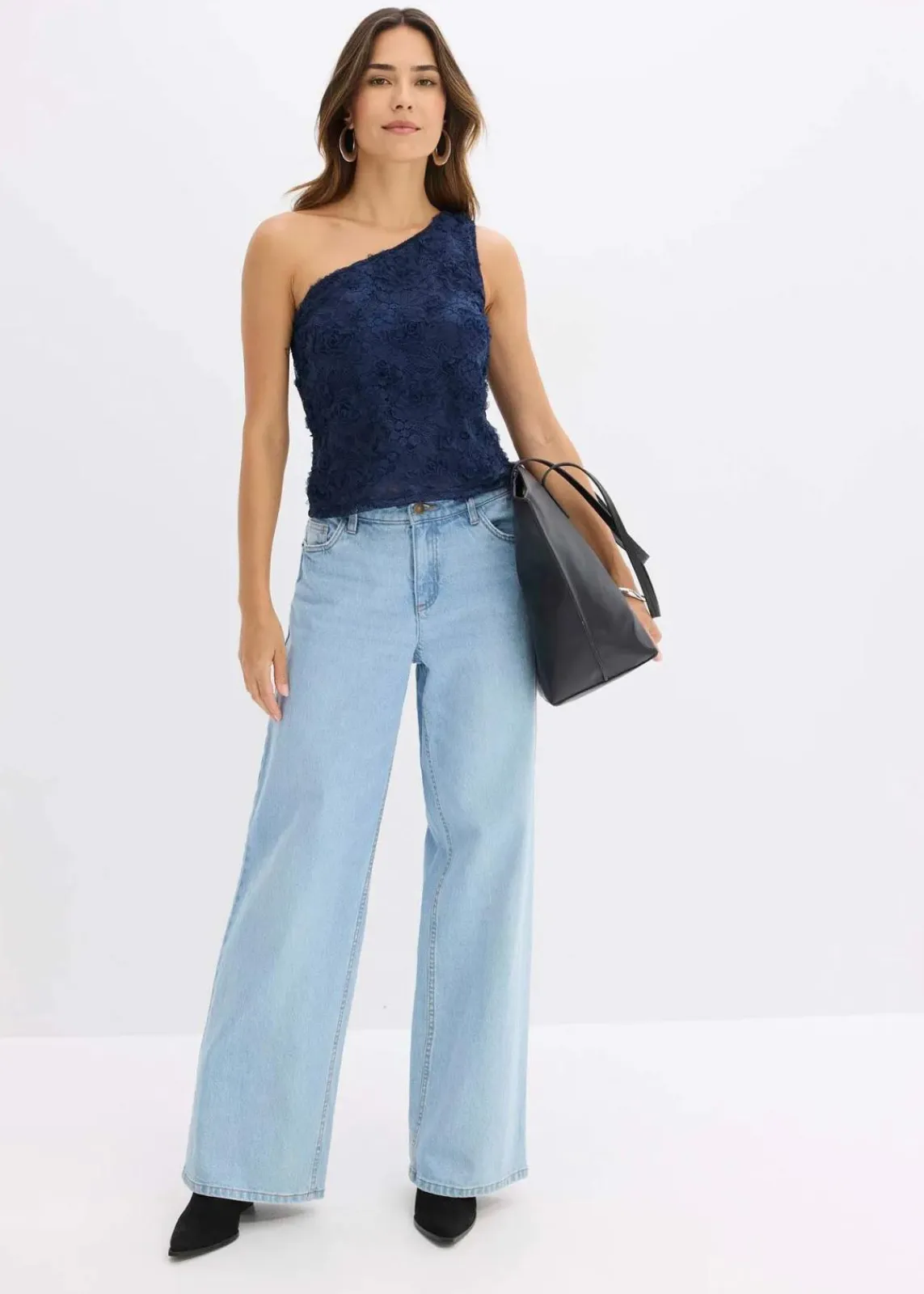 bonprix Shirts & Tops^One-Shoulder-Top mit Stickerei blau
