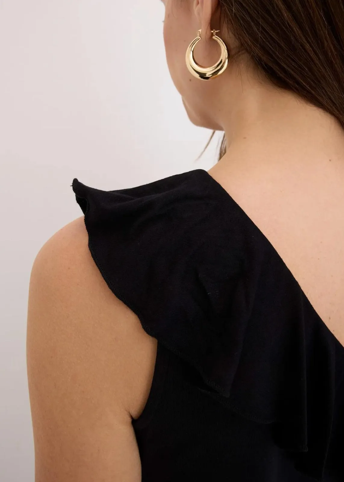 bonprix Shirts & Tops^One-Shoulder-Top mit Volant aus softem Viskose-Mix schwarz