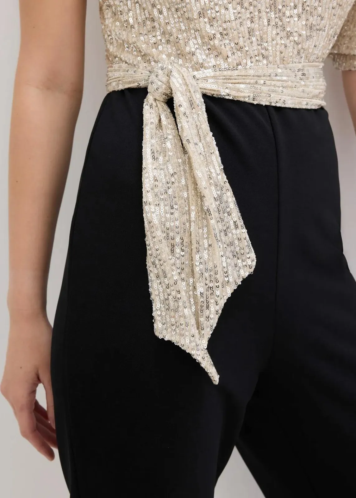 bonprix Bekleidung·Homewear|Jumpsuits^Overall mit Pailletten schwarz / silber