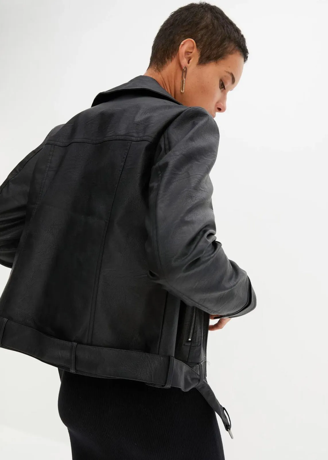 bonprix Bekleidung·Hosen|Jacken & Mäntel^Oversize Biker-Jacke schwarz