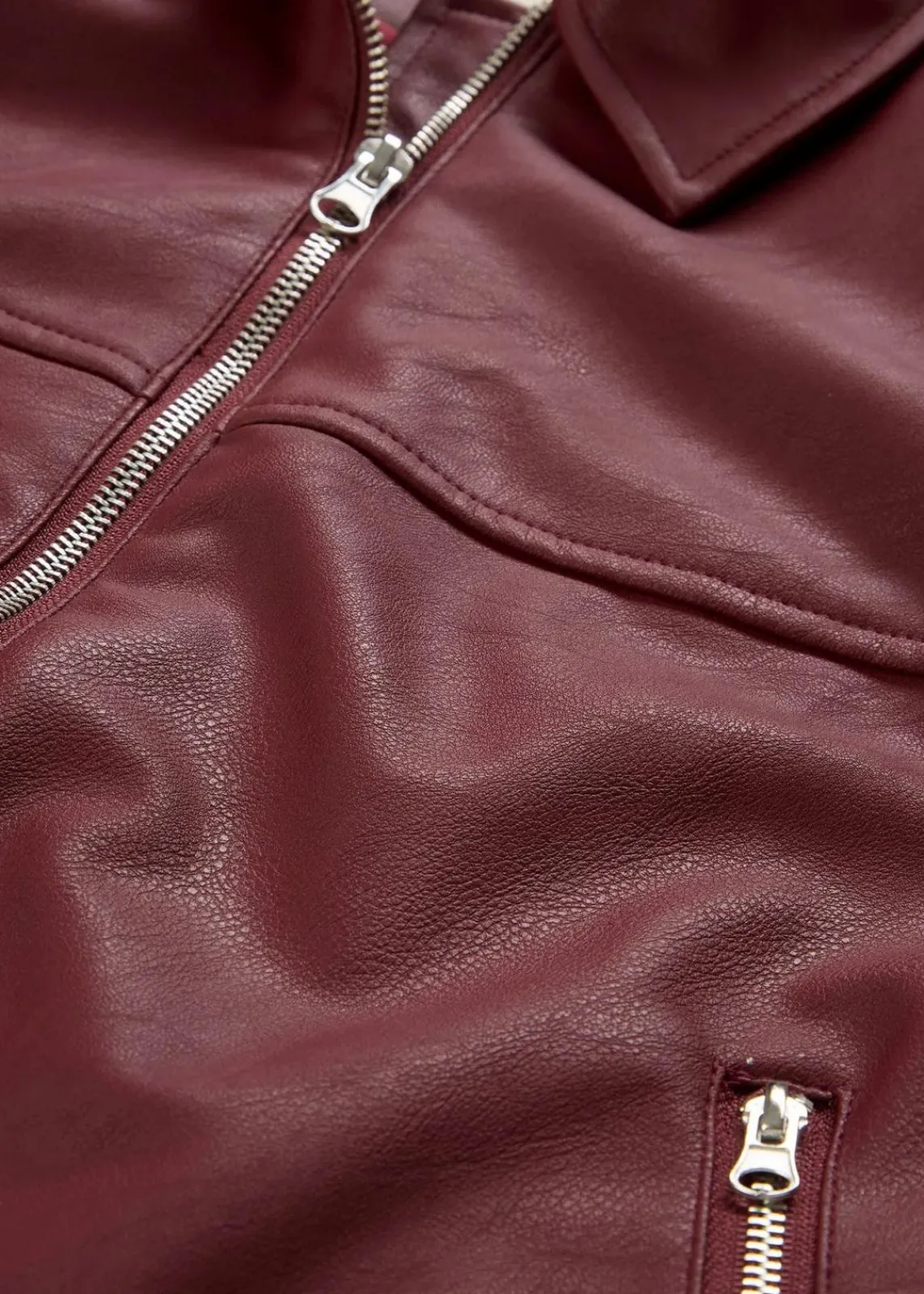 bonprix Bekleidung·Hosen|Jacken & Mäntel^Oversize Lederimitat-Jacke rubinrot