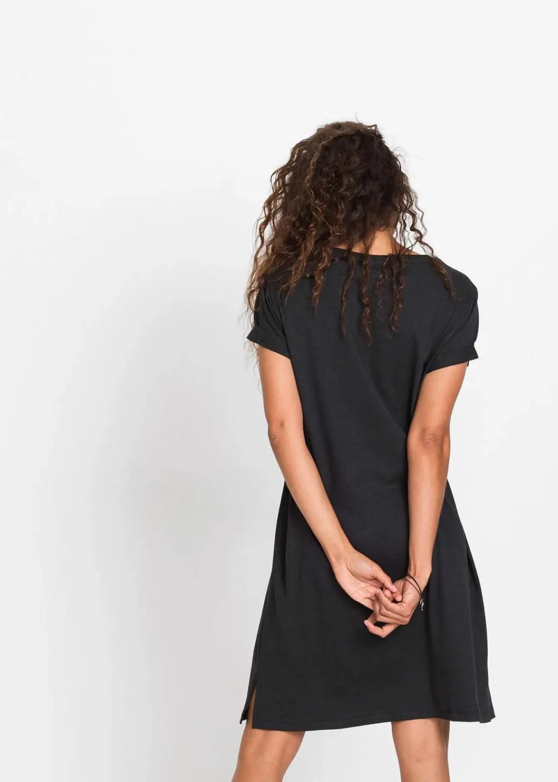 bonprix Basics|Nachhaltigere Materialien^Oversize Shirtkleid schwarz