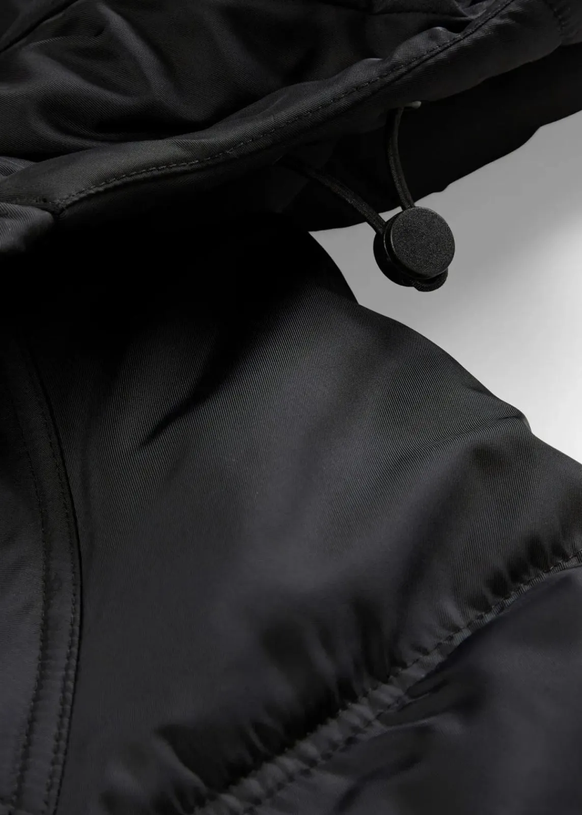 bonprix Nachhaltigere Materialien|Jacken & Mäntel^Oversize Steppjacke schwarz
