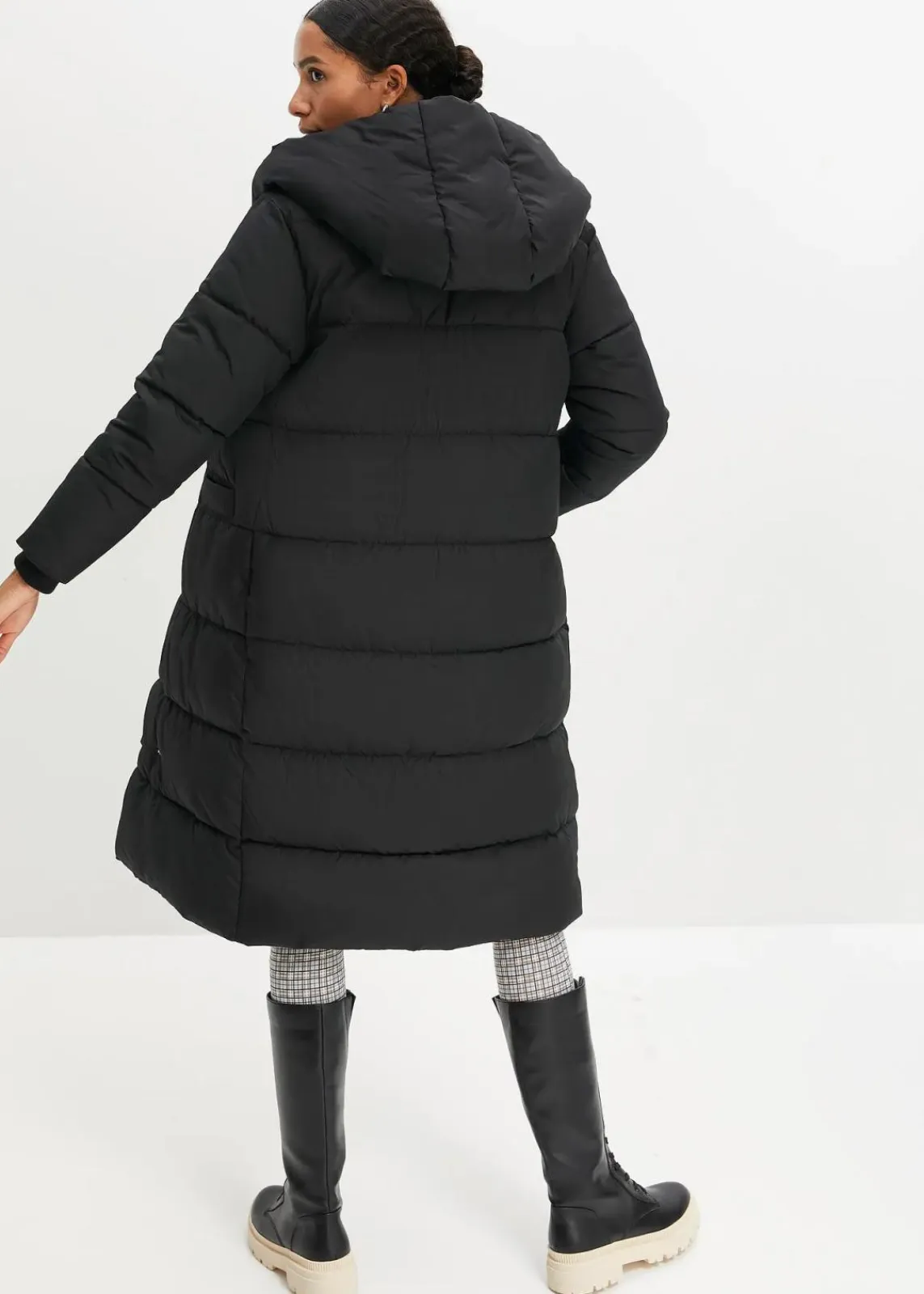 bonprix Bekleidung·Hosen|Nachhaltigere Materialien^Oversize Steppmantel schwarz