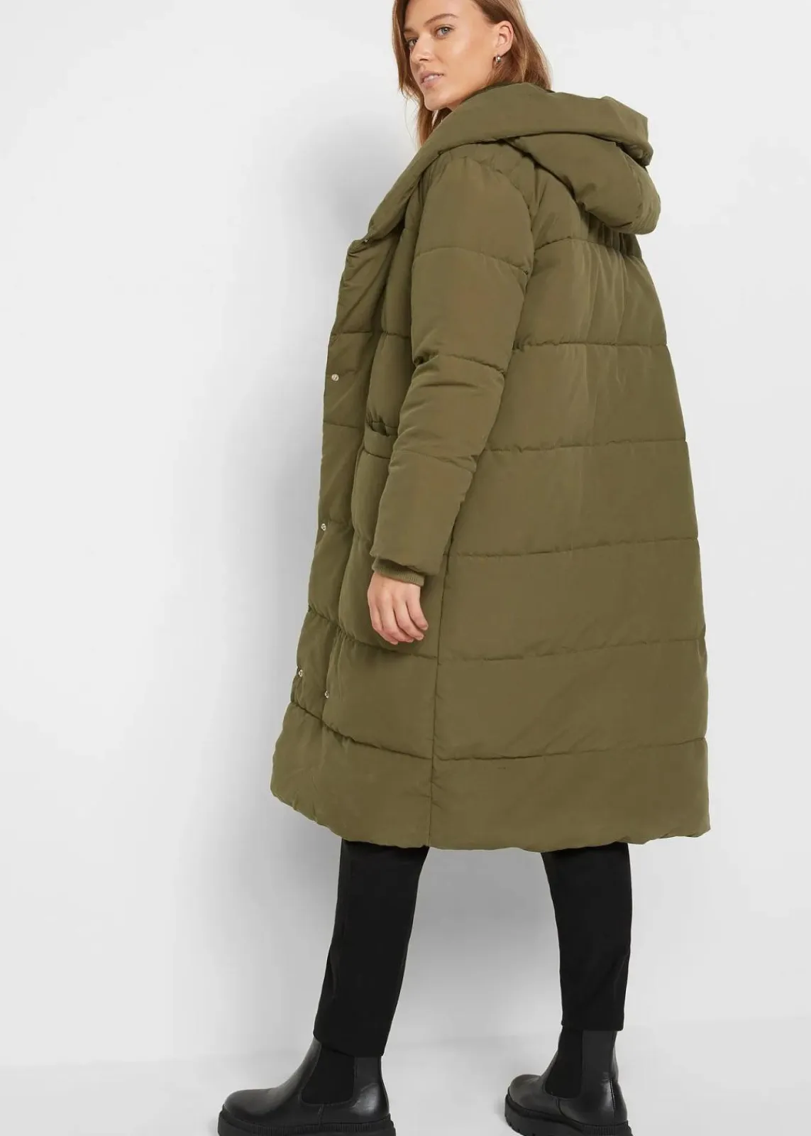 bonprix Jacken & Mäntel|Nachhaltigere Materialien^Oversize Steppmantel dunkeloliv