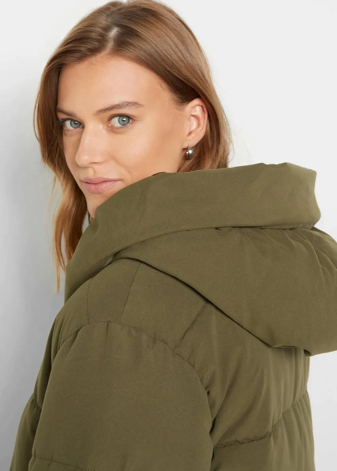 bonprix Jacken & Mäntel|Nachhaltigere Materialien^Oversize Steppmantel dunkeloliv