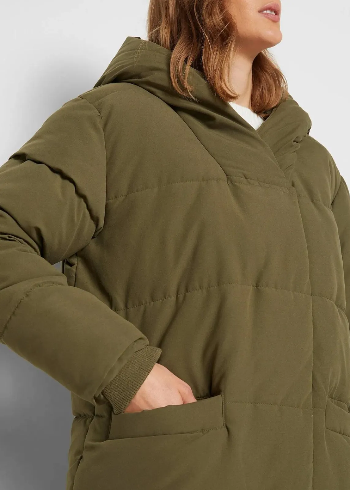 bonprix Jacken & Mäntel|Nachhaltigere Materialien^Oversize Steppmantel dunkeloliv