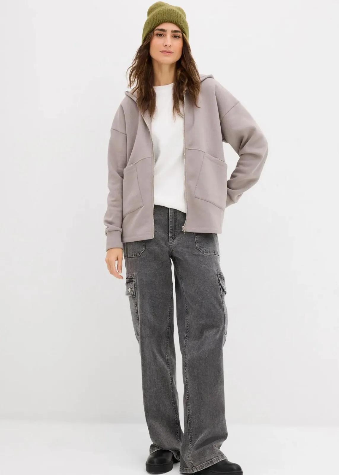 bonprix Nachhaltigere Materialien|Sweat^Oversize Sweatjacke grau