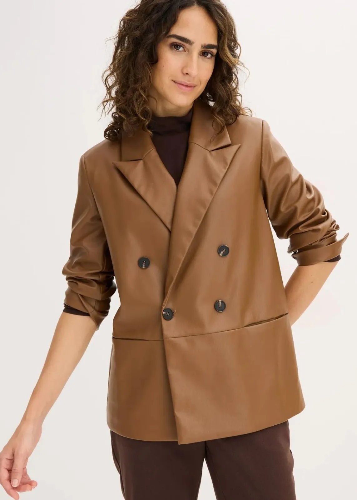 bonprix Bekleidung·Basics|Nachhaltigere Materialien^Oversize-Blazer aus Lederimitat pimentbraun