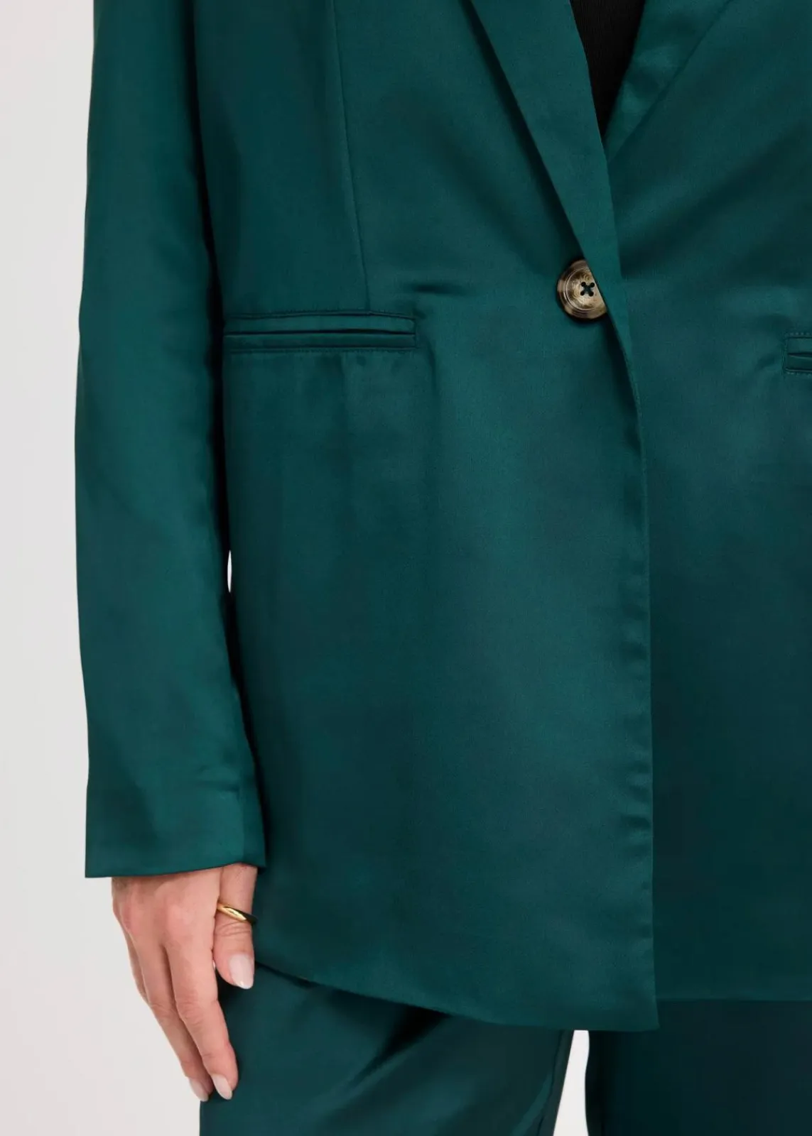 bonprix Bekleidung·Basics|Blazer^Oversize-Blazer aus Satin tiefgrün