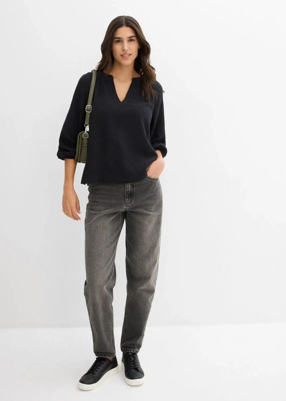 bonprix Blusen & Tuniken|Bekleidung·Jacken & Mäntel^Oversize-Bluse aus Musselin schwarz